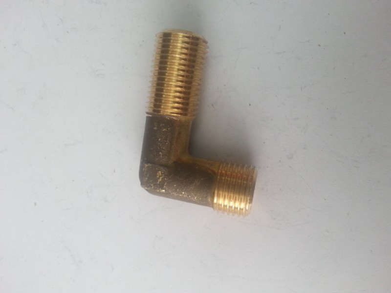 Угольник М16*16 гол (861) 864861