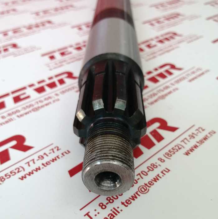 Вал тормозной правый L=860 1240-3501111-10 КММЗ